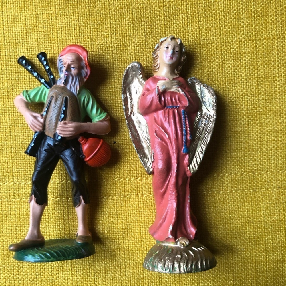 Vintage Italian Collectible Nativity Figurine Set - Picture 12 of 15